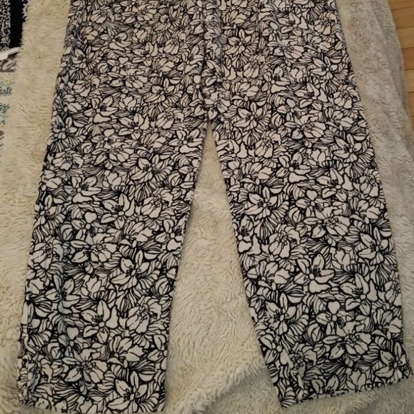 Talbots Pants & Jumpsuits Talbots Perfect Skimmers Pants Black And